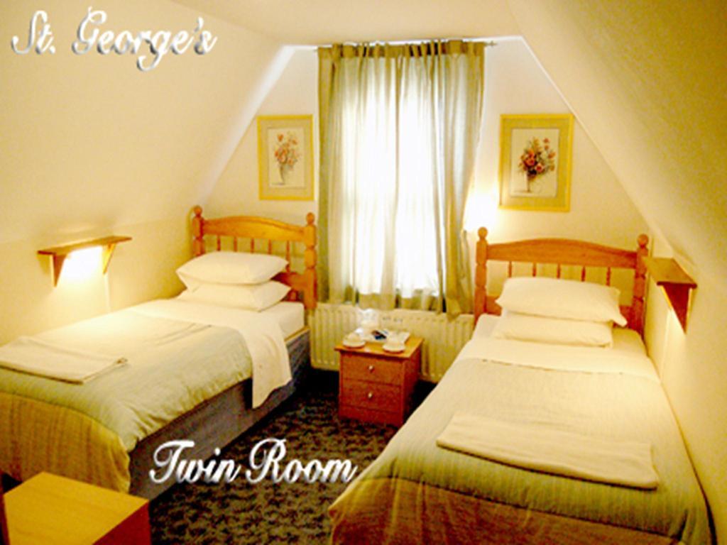 St. George'S Lodge Kingston upon Thames  Room photo